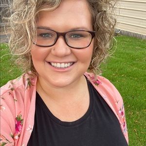 Meet your Posher, Jaclyn